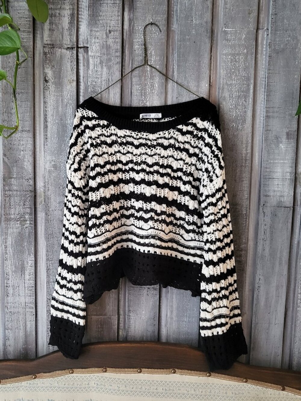 DEVOTED Dex Striped Open Knit Crochet Scallop Hem Cropped Sweater M